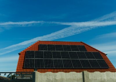 Intégration de Panneaux Solaires sur toiture Ardoise à Crolles